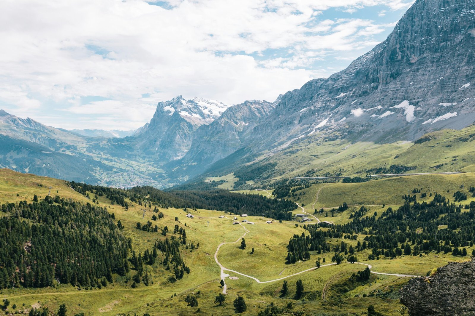 Alpes suisses résidence premium — installation crypto Suisse